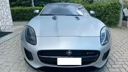 Usata Jaguar F-Type R-Dynamic 300 CV (220 kW) 2019 Grigio Coupé