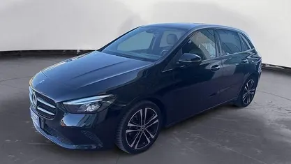 Usata Mercedes B200 Premium 150 CV (110 kW) 2020 Nero Monovolume