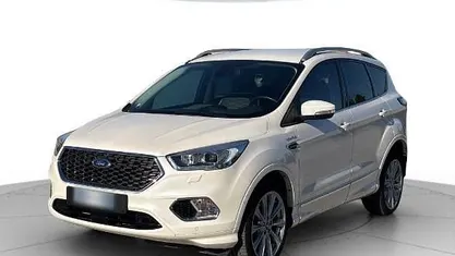Usata 2019 Ford Kuga Vignale SUV | 17.000 € (Buon prezzo)