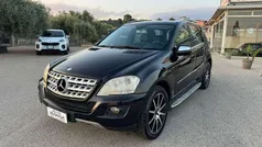 Nero Usata 2009 Mercedes ML320 SUV | 7990 € (Buon prezzo)