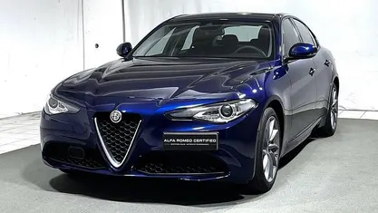 Blu Usata 2021 Alfa Romeo Giulia Business Tre volumi | 30.900 € (Buon prezzo)