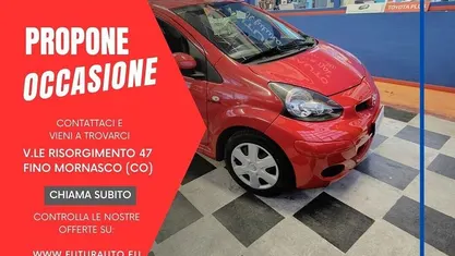 Begagnad Toyota Aygo 68 HK (50 kW) 2010 Röd Halvkombi