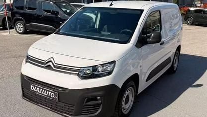 Usata Fiat Doblò Club 102 CV (75 kW) 2022 Bianco metallizzato Monovolume