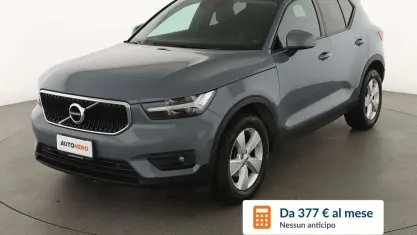 Usata Volvo XC40 Momentum 163 CV (119 kW) 2020 Grigio SUV