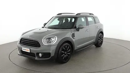 Begagnad Mini One Countryman 102 HK (75 kW) 2018 Grå SUV