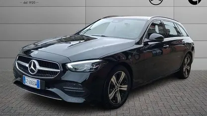 Usata Mercedes C200 Advanced 163 CV (119 kW) 2025 Nero Station wagon