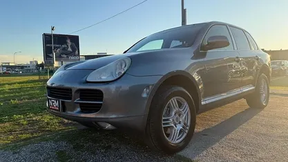 Gray Usata 2006 Porsche Cayenne SUV | 8900 € (Ottimo prezzo)