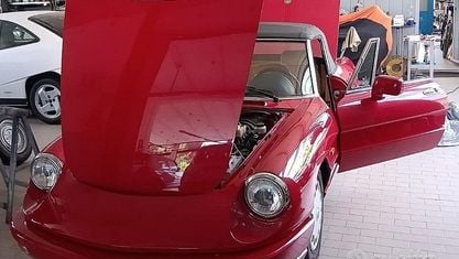 Usata Alfa Romeo Spider 109 CV (80 kW) 1991 Rosso Cabrio
