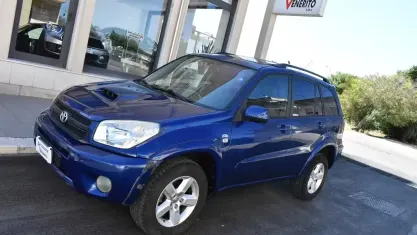 Usata Toyota RAV4 Sol 116 CV (85 kW) 2004 Bluazzurro SUV