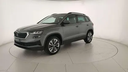Grigio graphite metallizzato Usata 2022 Skoda Karoq Executive SUV | 22.900 € (Buon prezzo)