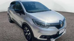 Grigio Usata 2019 Renault Captur Zen SUV | 10.900 € (Buon prezzo)