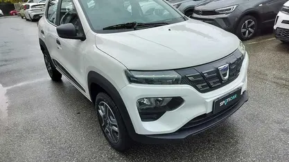Usata Dacia Spring Comfort Plus 33 kW (45 CV) 2021 Bianco Utilitaria
