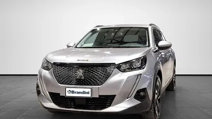 Grigio Usata 2020 Peugeot 2008 Allure SUV | 14.525 € (Buon prezzo)