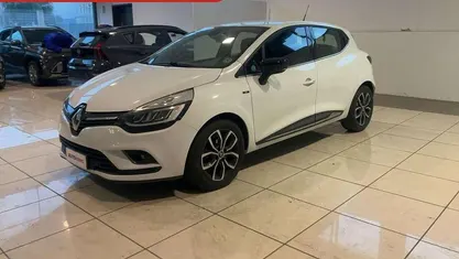 Bianco Usata 2019 Renault Clio IV Intens Tre volumi | 10.499 € (Buon prezzo)