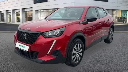 Usata Peugeot 2008 Active 101 CV (74 kW) 2023 Rosso elixir SUV