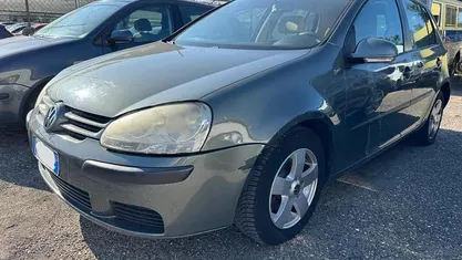 Usata VW Golf IV Comfortline 104 CV (76 kW) 2006 Berlina