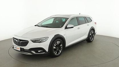 Begagnad Opel Insignia Country Tourer Basis 170 HK (125 kW) 2020 Vit Kombi