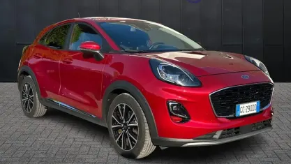 Usata Ford Puma Titanium 125 CV (91 kW) 2020 Rosso SUV