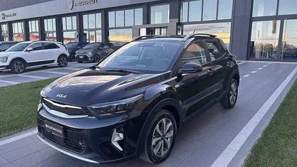 Usata Kia Stonic Style 101 CV (74 kW) 2023 SUV
