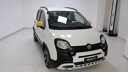 Usata Fiat Panda Cross Cross 69 CV (50 kW) 2025 Bianco Utilitaria