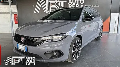 Usata Fiat Tipo Lounge 120 CV (88 kW) 2019 Grigio Station wagon