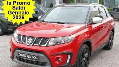 Rosso tetto nero pastello Usata 2017 Suzuki Vitara SUV | 13.900 € (Buon prezzo)