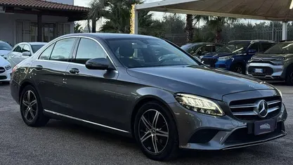 Usata Mercedes C220 194 CV (142 kW) 2019 Grigio Berlina