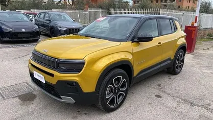 Usata Jeep Avenger Summit 100 CV (73 kW) 2024 SUV