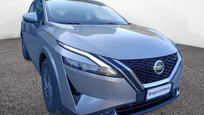 Usata Nissan Qashqai Acenta 140 CV (102 kW) 2022 Argento SUV