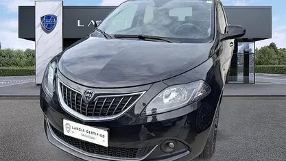 Usata Lancia Ypsilon 70 CV (51 kW) 2024 Utilitaria