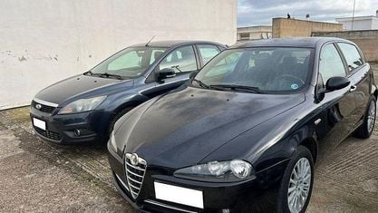 Usata Alfa Romeo 147 120 CV (88 kW) 2008 Nero Utilitaria