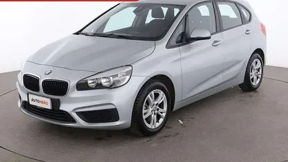 Usata BMW 218 Active Tourer Basis 136 CV (100 kW) 2015 Argento Monovolume