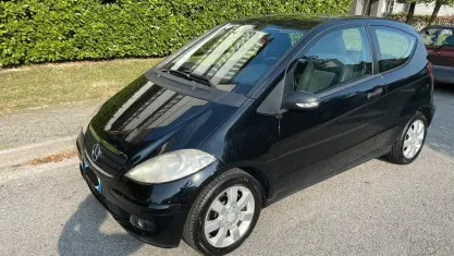 Usata Mercedes A160 Classic 82 CV (60 kW) 2008 Nero Coupé
