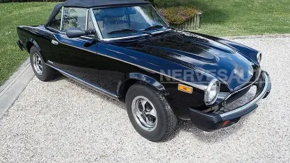Usata Fiat 124 Spider 105 CV (77 kW) 1983 Nero Cabrio