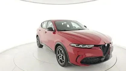 Käytetty Alfa Romeo Tonale Sprint 131 HP (96 kW) 2024 Punainen Katumaasturi