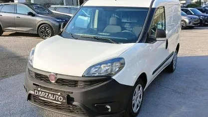 Bianco pastello Usata 2022 Fiat Doblò Business Monovolume | 11.900 € (Buon prezzo)