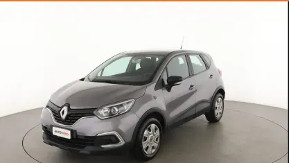Usata Renault Captur Life 90 CV (66 kW) 2017 Grigio SUV