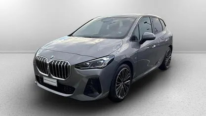 Skyscraper grey metallic Usata 2024 BMW 218 Active Tourer Comfort Edition Monovolume | 35.250 € (Buon prezzo)