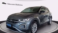 Grigio indyum/tetto nero Usata 2022 VW T-Roc Style SUV | 22.900 € (Buon prezzo)