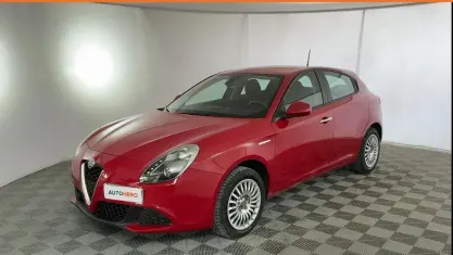 Second-hand Alfa Romeo Giulietta 120 CP (88 kW) 2017 Roșu Hatchback
