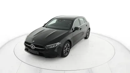 Nuova Mercedes A180 116 CV (85 kW) 2026 Nero notte