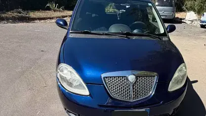 Usata Lancia Ypsilon 60 CV (44 kW) 2006 Blu Utilitaria