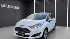 Bianco(met.) Usata 2016 Ford Fiesta Titanium Due volumi | 7990 € (Buon prezzo)