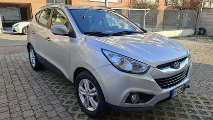 Usata Hyundai ix35 Comfort 135 CV (99 kW) 2012 Argento SUV