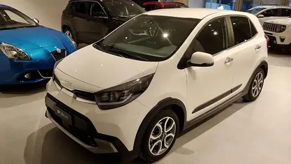 Usata Kia Picanto X-Line 101 CV (74 kW) 2023 Utilitaria