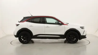 Usata Opel Mokka GS Line 110 CV (80 kW) 2021 Biancobianco SUV