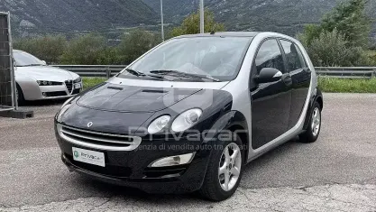 Usata Smart ForFour Pulse 75 CV (55 kW) 2006 Nero Utilitaria