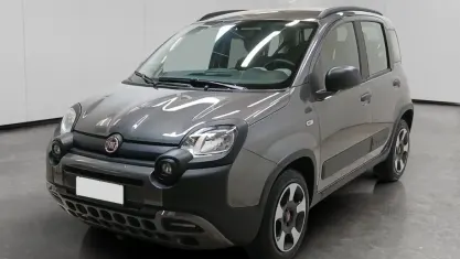 Usata Fiat Panda Cross Cross 70 CV (51 kW) 2022 Grigio Utilitaria