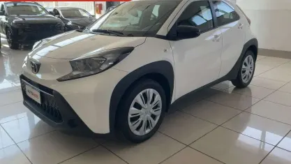 Usata Toyota Aygo X Active 72 CV (52 kW) 2022 Bianco SUV
