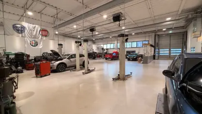 Usata Jeep Compass 131 CV (96 kW) 2025 Nero SUV